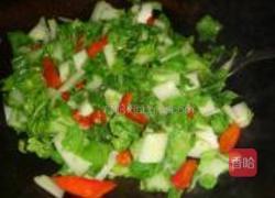 红椒炒黄叶菜的做法图解5