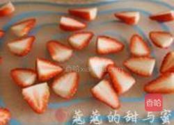 乳酪草莓蛋糕的做法图解16