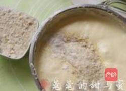 乳酪草莓蛋糕的做法图解4