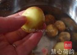 菠萝酱汁咕噜土豆球的做法图解3