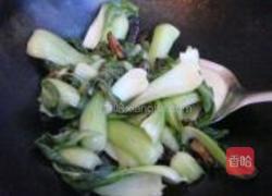 香菇炒小白菜的做法图解4