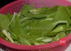 蒜茸油菜的做法图解1