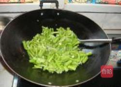 空心菜梗的做法图解2