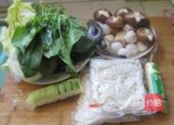 海鲜丸子乌冬面的做法图解1
