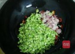毛豆炒肉末的做法图解6