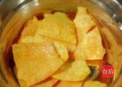糖渍橙皮的做法图解1