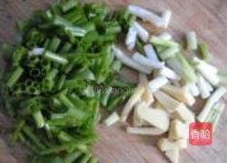 青炒黄豆芽的做法图解2