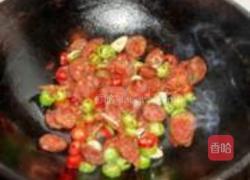 腊肠炒慈菇的做法图解4