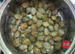 花蛤鸡蛋汤的做法图解1