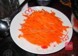 胡萝卜丝烧豆腐的做法图解2