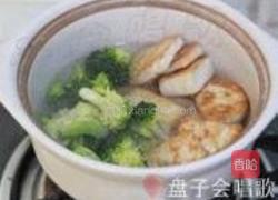 蚝汁桃仁木耳豆腐煲的做法图解6