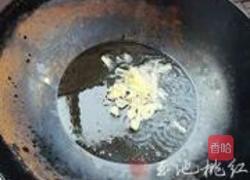 韭菜炒鸭血的做法图解4