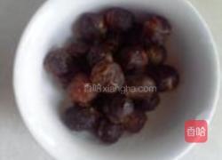 莲子桂圆汤的做法图解3