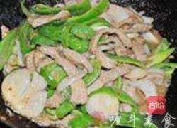 青椒洋葱炒牛柳的做法图解6