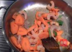 蚝油西兰花炒虾仁的做法图解10