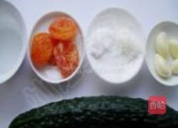 酸甜脆黄瓜的做法图解1