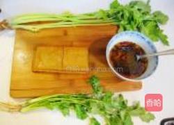 凉拌豆腐干丝的做法图解1