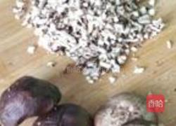 蒜烧香菇鱼的做法图解3