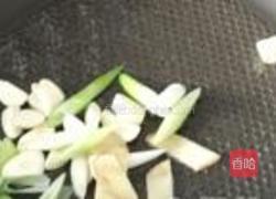 蒜烧香菇鱼的做法图解7