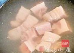 红烧肉加鸡蛋的做法图解1