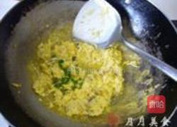 蟹肉炒鸡蛋的做法图解7