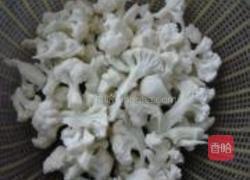 青炒菜花的做法图解1