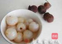 荔枝炖蛋的做法图解1