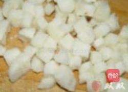 蒸木瓜马蹄糖水的做法图解3