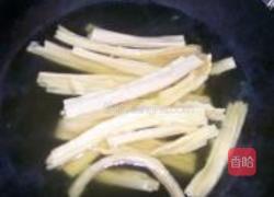 菠菜拌腐竹的做法图解2