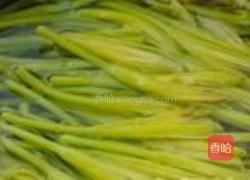 黄花菜炒肉丝的做法图解3