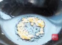 秋葵炒彩虹猫耳朵的做法图解4