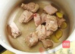 猴头菇排骨汤的做法图解3