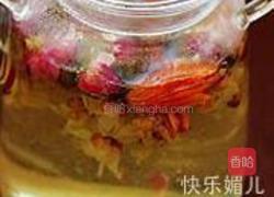 玫瑰腊梅百合茶的做法图解3