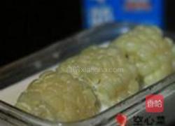 微波牛奶玉米的做法图解3