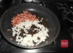洋葱培根咸玛芬的做法图解3