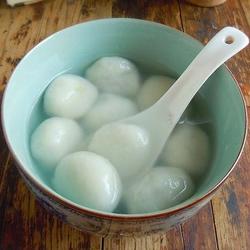 雪菜香菇肉汤圆的做法[图]