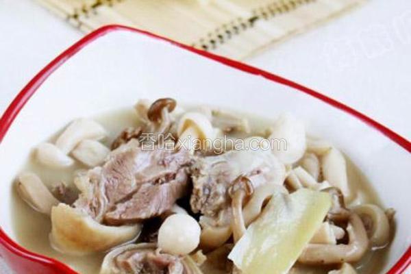 双菇羊肉煲