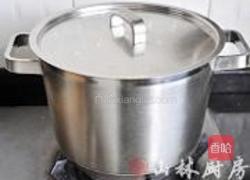桂圆炖猪脚的做法图解5