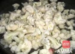 干煸豌豆菜花的做法图解2