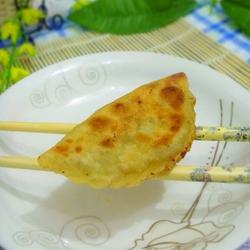 牛肉芹菜月牙馅饼的做法[图]