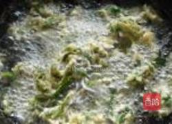 炸薄荷的做法图解5