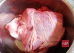 萝卜牛腩煲的做法图解1