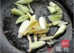 农家丝瓜烧鸭的做法图解3