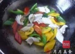 鱿鱼卷炒彩椒的做法图解5