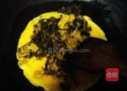 酸菜蛋炒饭的做法图解4
