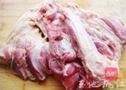 扒肘子的做法图解3