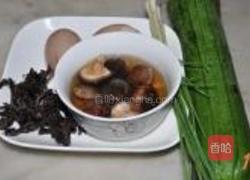 丝瓜紫菜香菇蛋汤的做法图解1