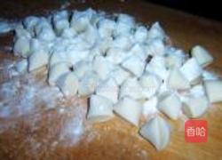 猪肉胡萝卜水饺的做法图解7