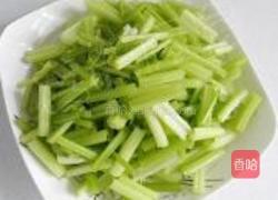 双椒芹菜炒鸡杂的做法图解5