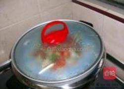 红椒蒸咸鸡的做法图解7